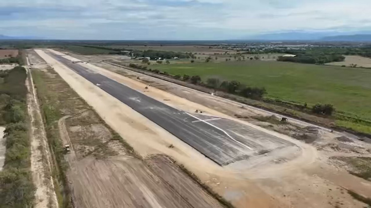 Flandes inaugura una nueva etapa aérea con la entrega del Aeropuerto Santiago Vila 1