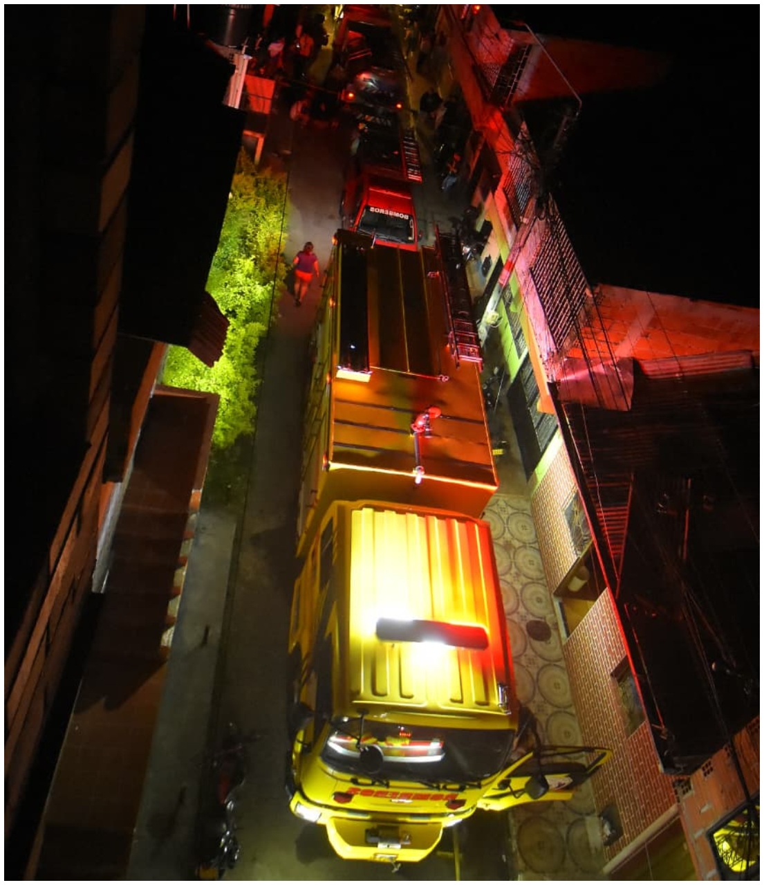 Incendio en el barrio Antonio Nariño de Ibagué deja cuatro viviendas destruidas 4