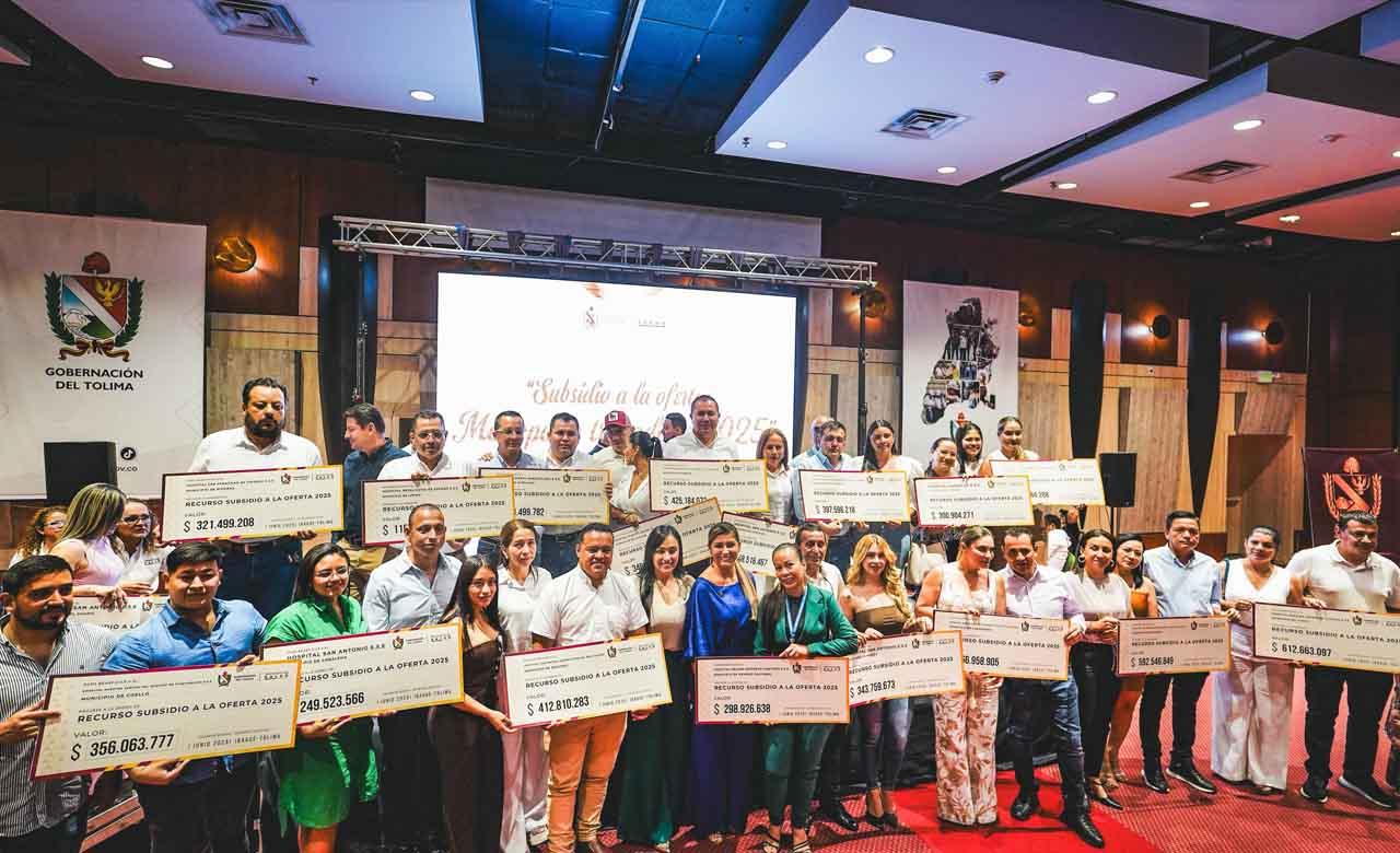 Gobernadora del Tolima entregó $8.600 millones en subsidio para aliviar deudas de 23 hospitales públicos 1