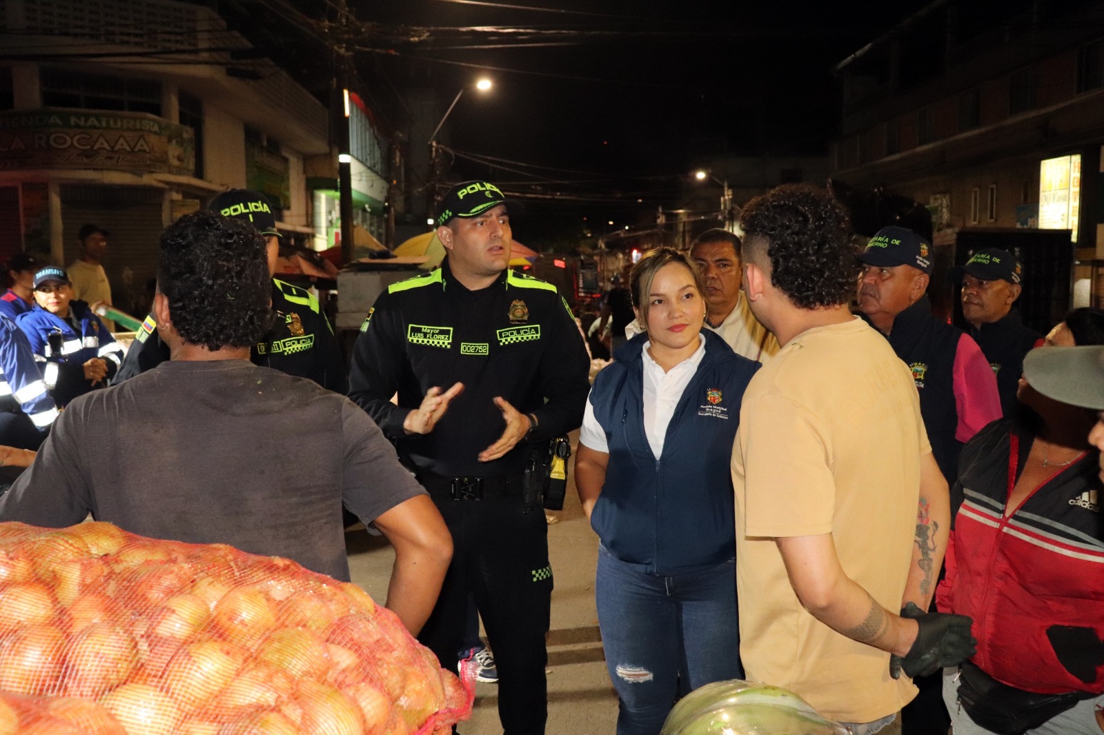 Alcaldía impulsa jornada de sensibilización en la Plaza de la 21 para recuperar el espacio público 1