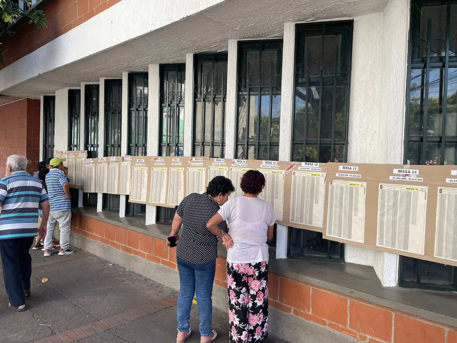 Imponen comparendos en Melgar a ciudadanos que intentaron fotografiar la tarjeta electoral 3
