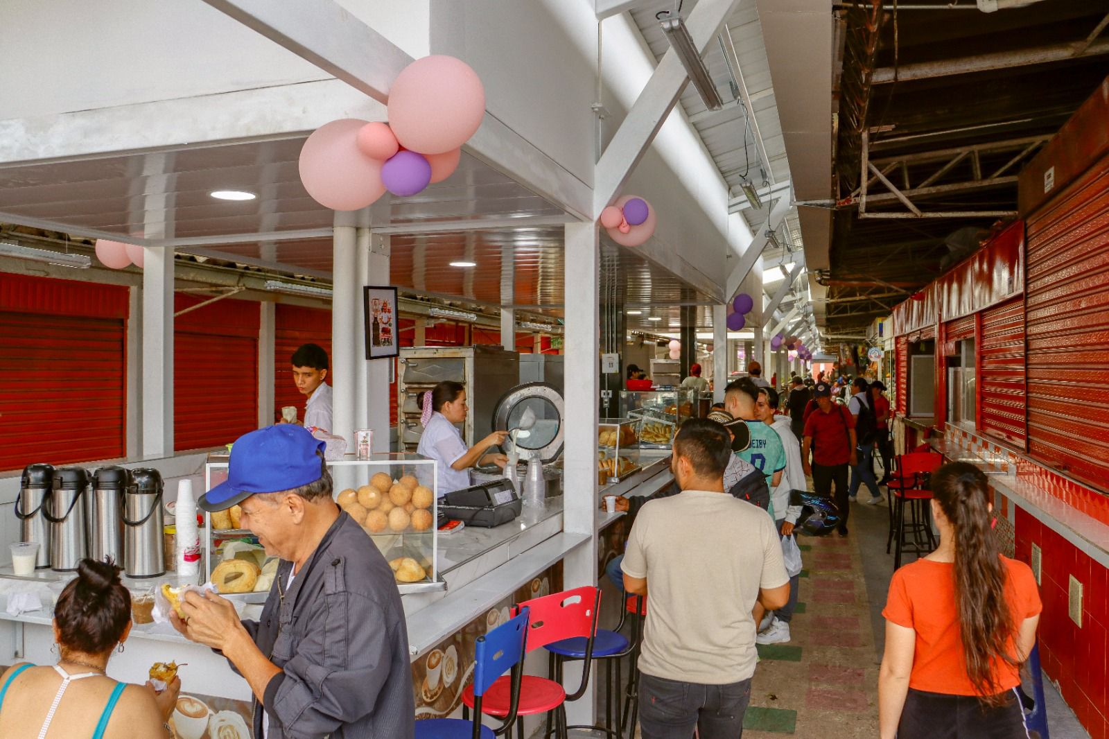 Plaza El Jardín abre las puertas de su renovado ‘Paseo Gastronómico y de Flores’ 1