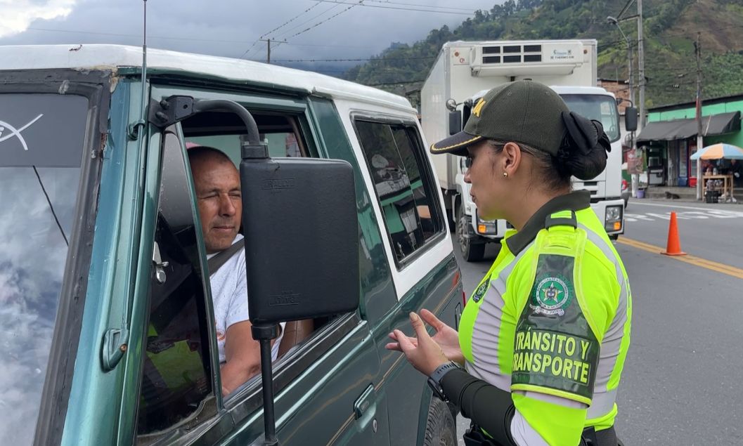 Refuerzan seguridad en vías del Tolima y en la sede de la Gobernación 1