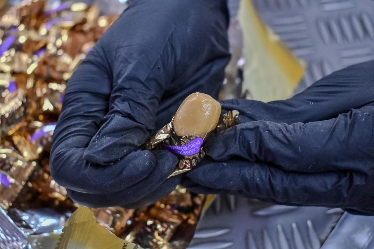 Operativo en dulcerías de Ibagué: decomisan más de mil productos vencidos antes del Día de los Niños 4