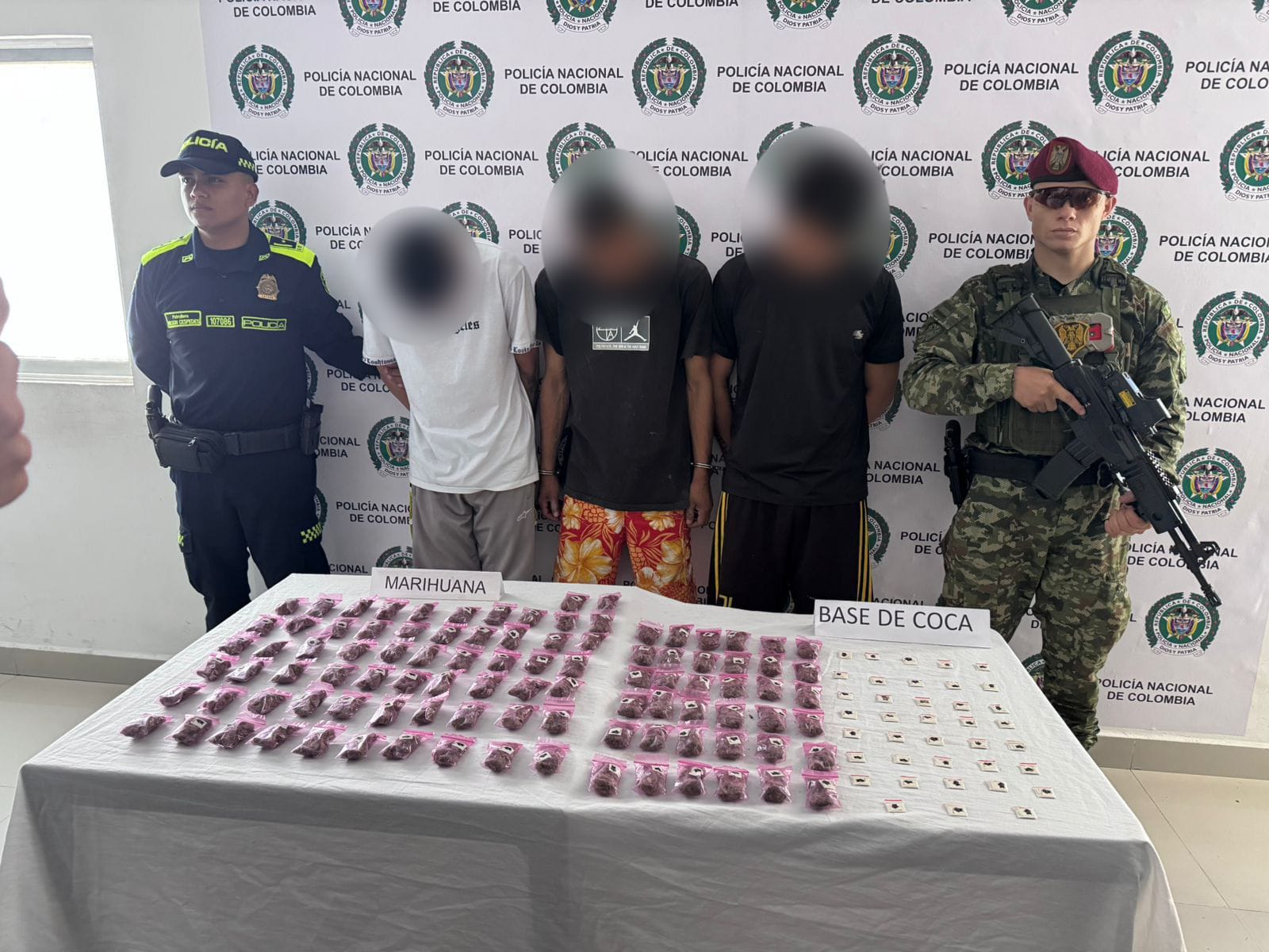 Seis capturados y drogas incautadas: Ejército frena microtráfico en el norte del Tolima 1