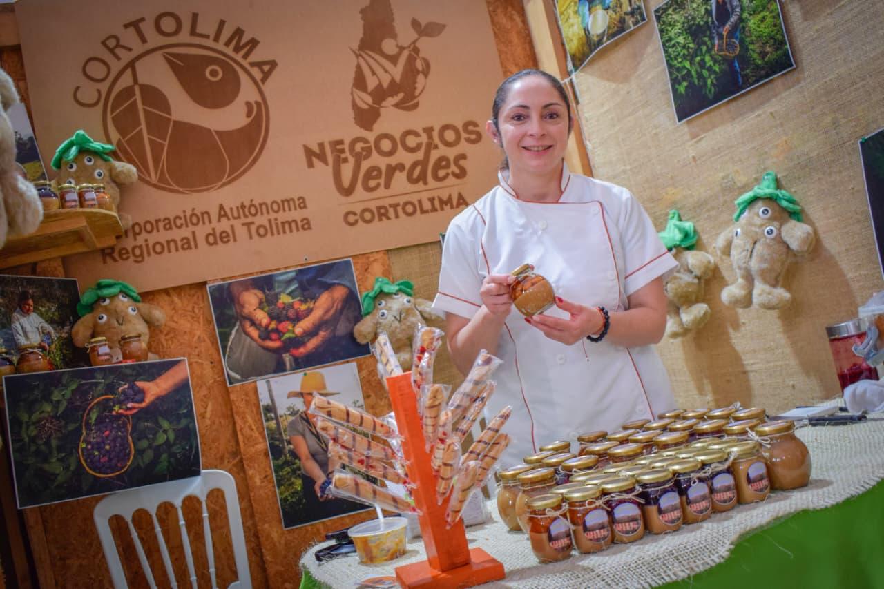 Cortolima impulsa negocios verdes y certifica 17 emprendimientos sostenibles 5