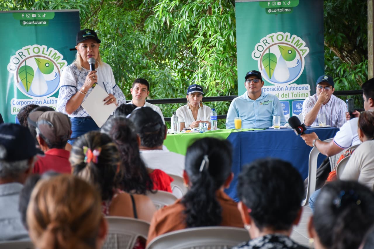 En Prado, Cortolima entregó estufas ecoeficientes  9