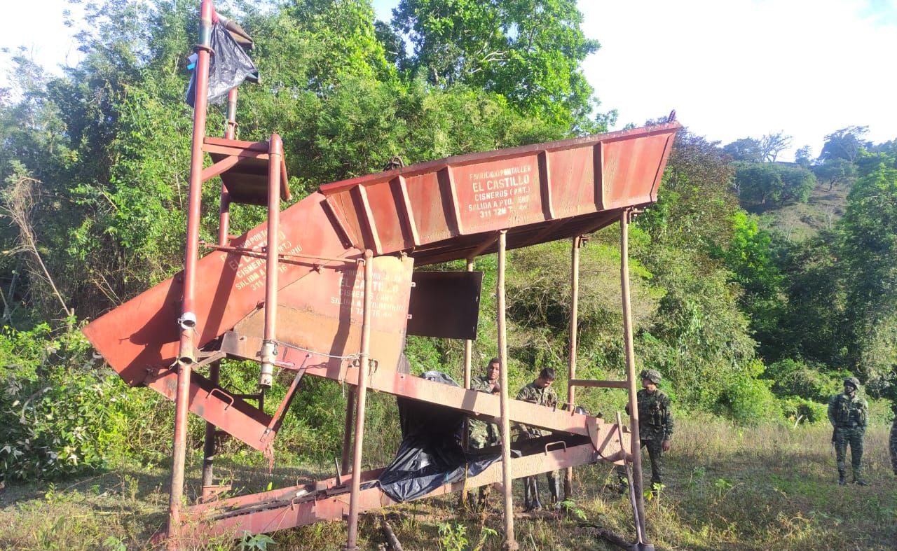 Frenan daños ambientales con golpe contundente a minería ilegal en Ataco 1
