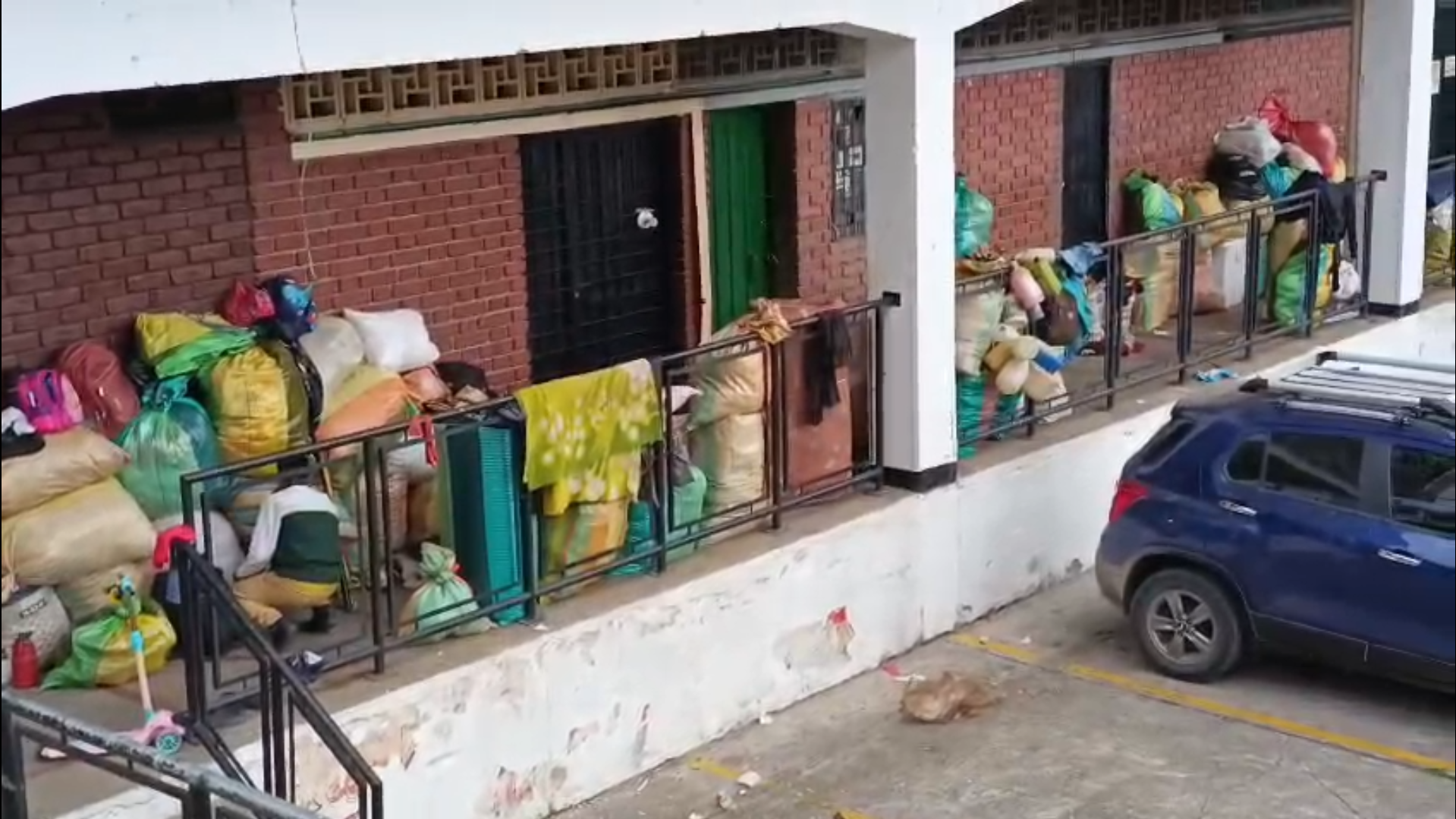 Más de 80 indígenas Embera Katío se toman Parque del Centro Administrativo en Ibagué 5