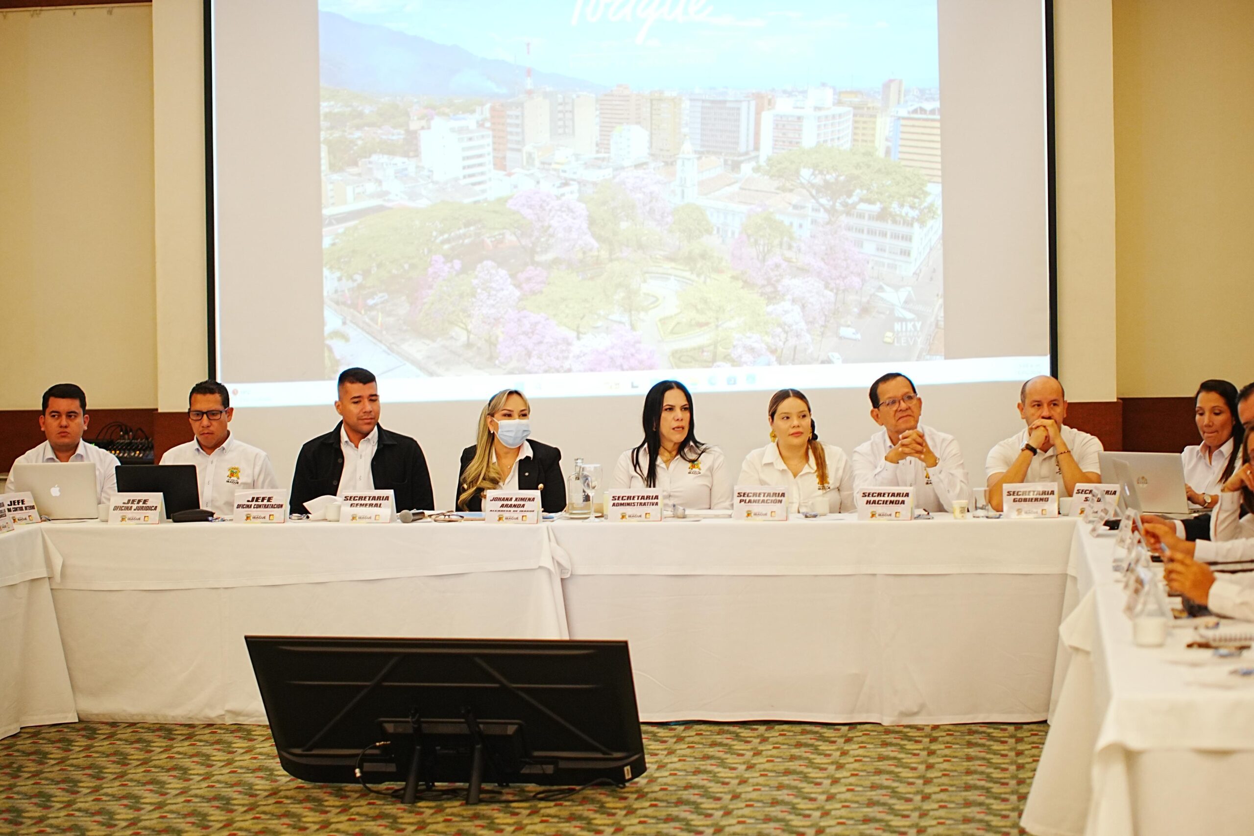 Ibagué traza su hoja de ruta para 2026: obras viales, educación, seguridad y energía limpia marcan la agenda 3