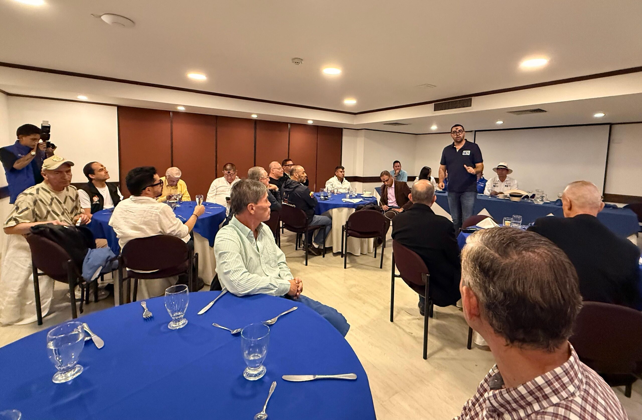 Santiago Barreto fortalece su candidatura al Senado con agenda política en Risaralda 3