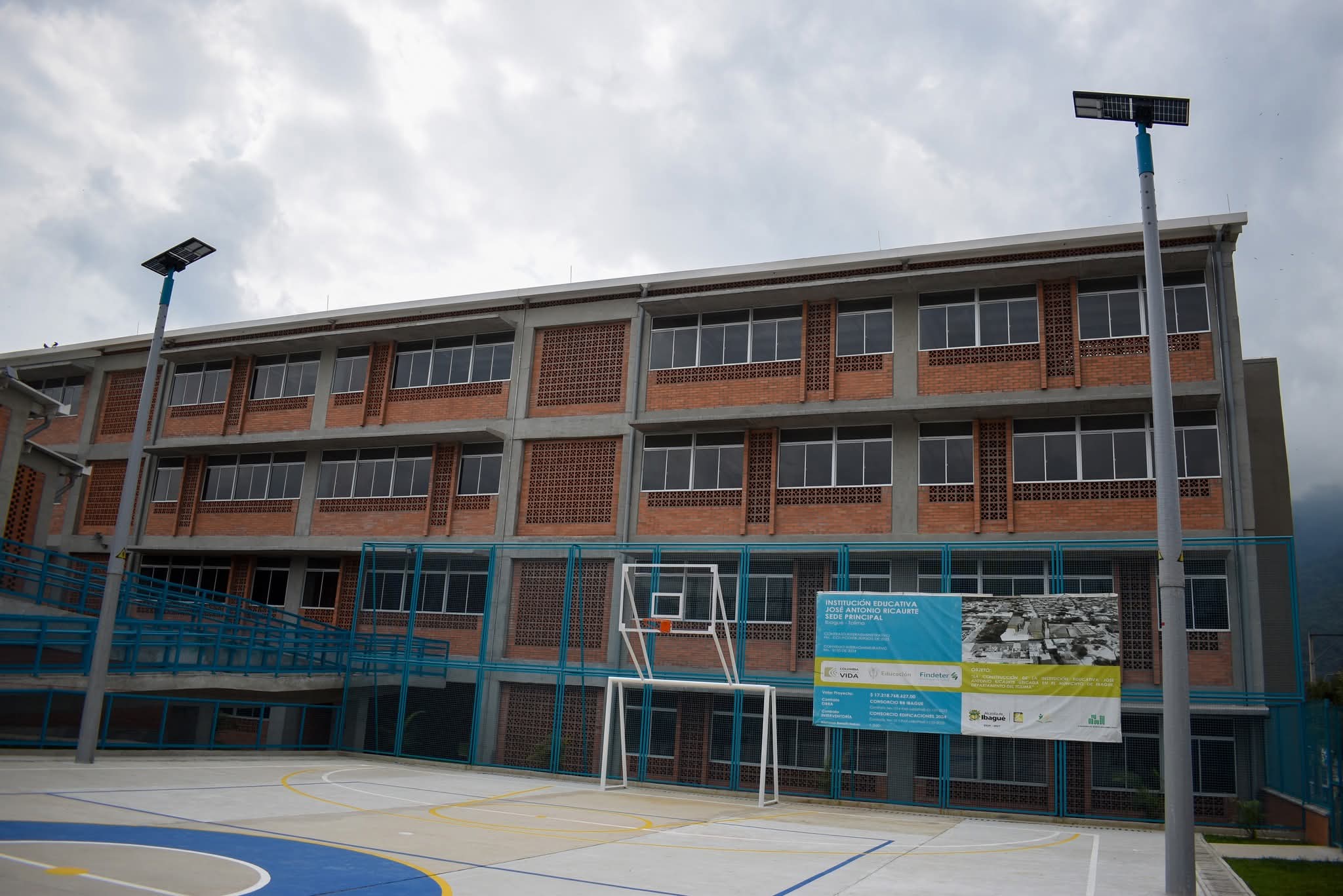 Tras años de retrasos, obras de colegios en Ibagué avanzan entre acuerdos, ajustes y nuevos contratos 1