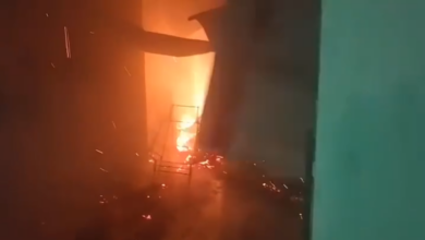Incendio estructural destruye dos viviendas en Cunday; bomberos de Carmen de Apicalá acudieron al rescate 2