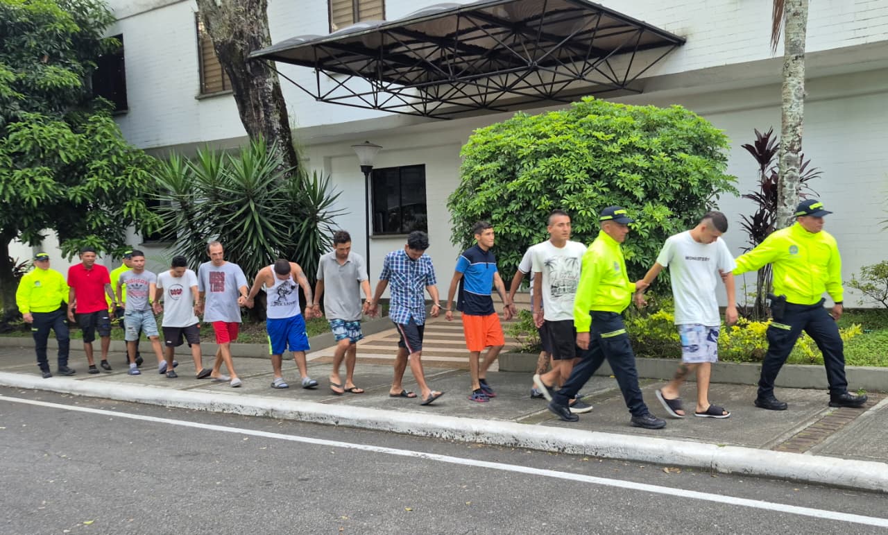 Caen “Los Scooter” y “Los Búhos”: golpe simultáneo a hurto y microtráfico deja 14 capturados en Ibagué 5