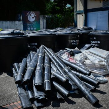 Cortolima impulsa desarrollo sostenible en el sur del Tolima con entrega de filtros verdes a caficultores 3