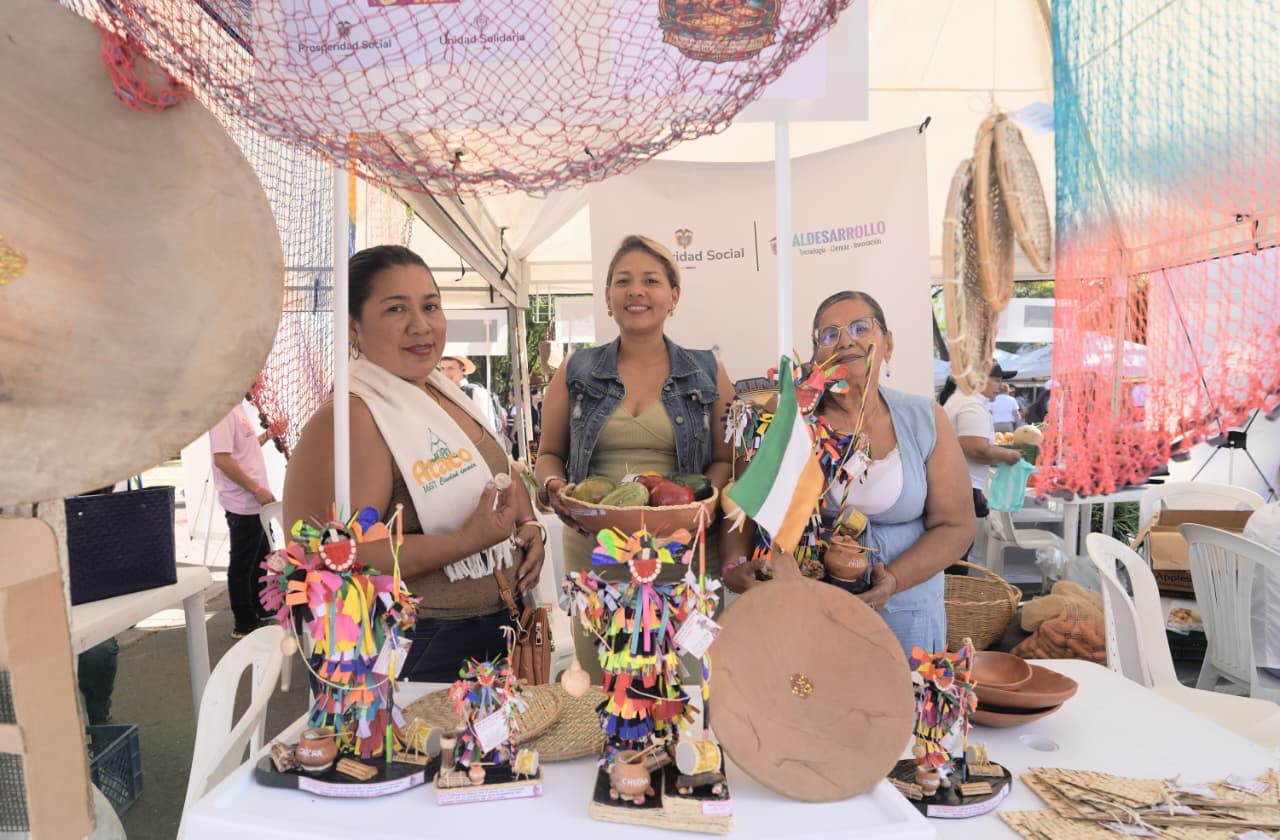 Ibagué reunió iniciativas de economía popular y solidaria de todo el país 1