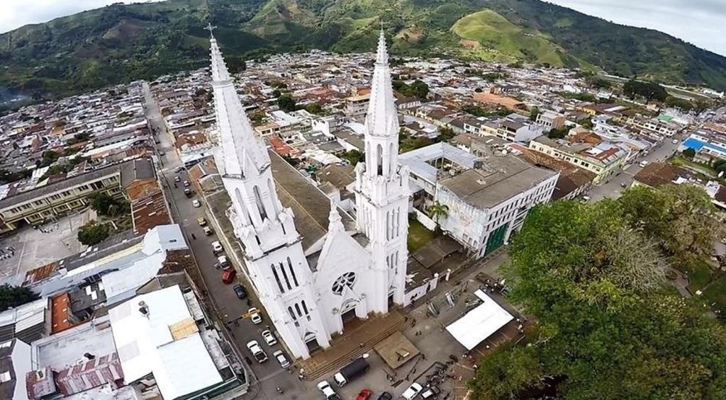 ¡Golpe al atraso vial! Inyectan $4.400 millones a corredor turístico en el Líbano 1