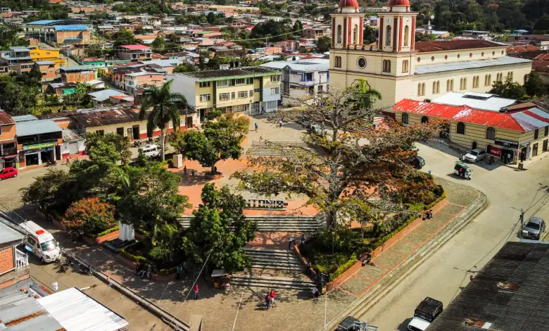 “La gente reclama seguridad”: alcalde José Dayler Lasso denuncia aumento de atracos en la vía San Antonio–Chaparral 1