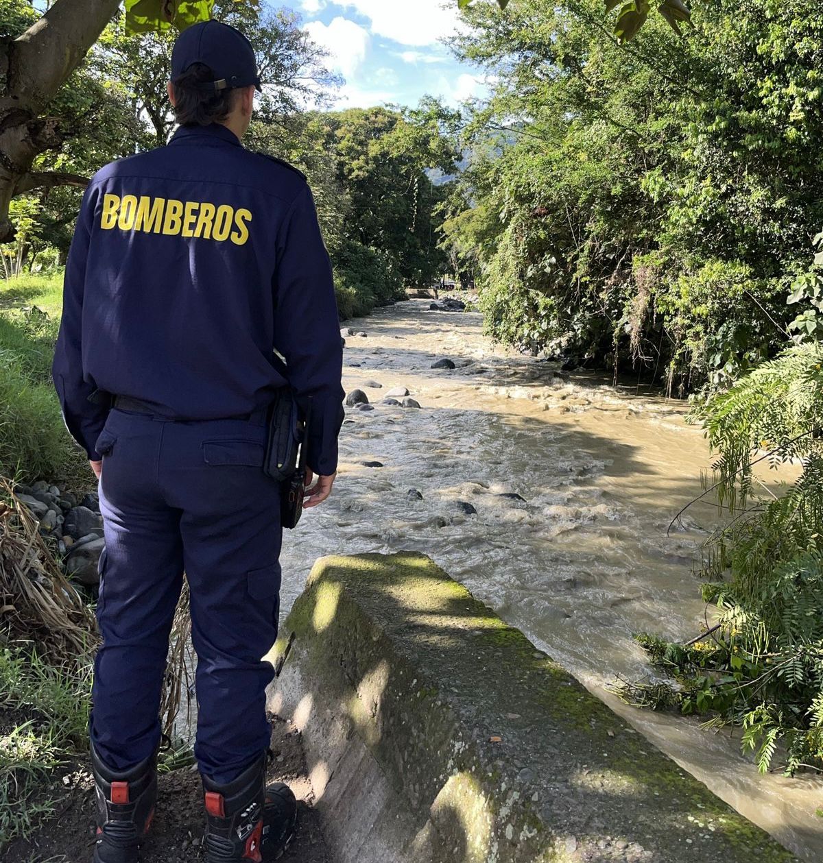 Intensifican búsqueda de adulto mayor en el río Combeima y hallan sin vida a joven desaparecido en Prado 3