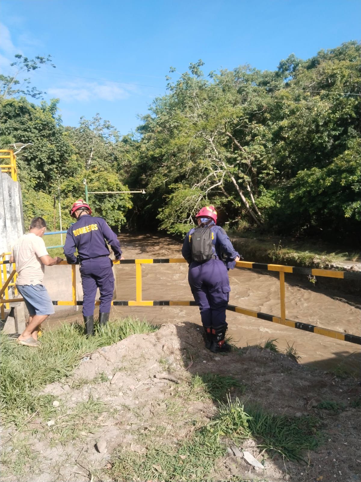 Intensifican búsqueda de adulto mayor en el río Combeima y hallan sin vida a joven desaparecido en Prado 4