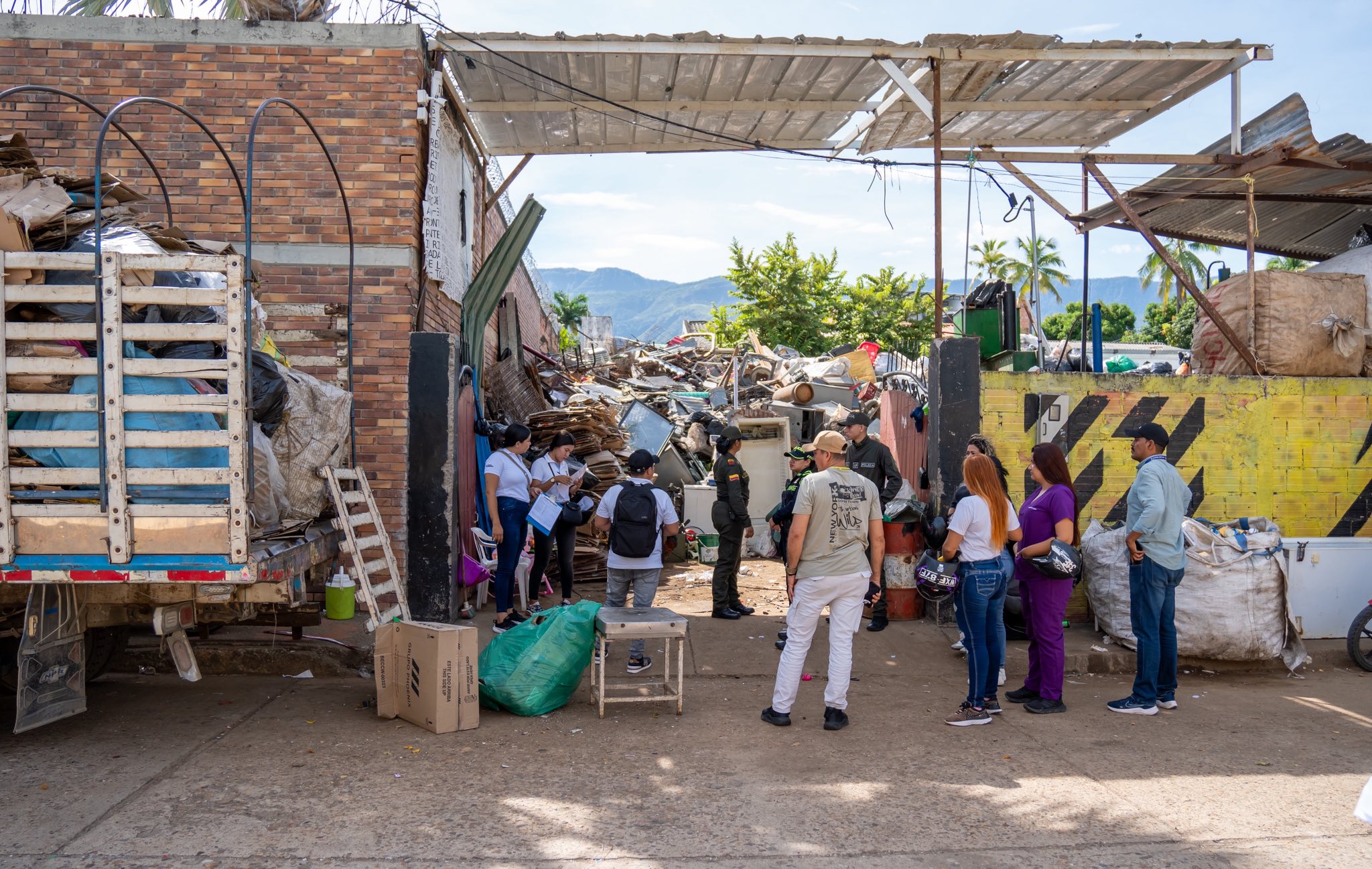 Cierran preventivamente chatarrería en Melgar por incumplir normas sanitarias y de funcionamiento 8