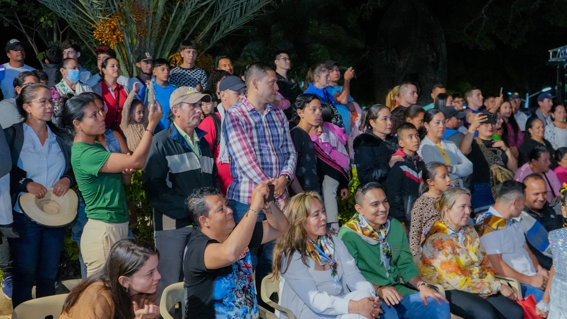 Más de 3.000 personas participaron en el Festival del Retorno Alpujarreño 1