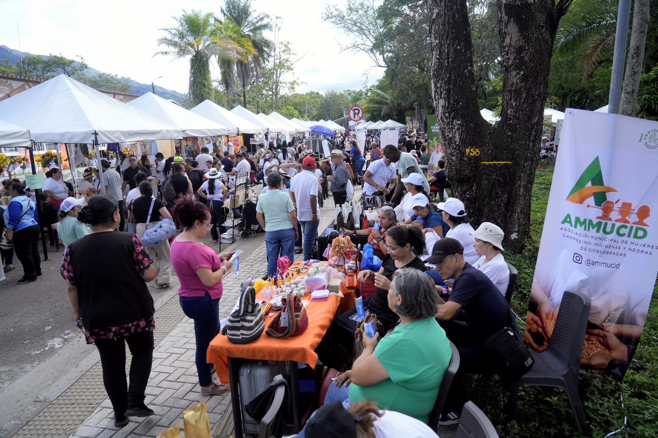 Autoridades investigan intoxicación de más de 20 personas durante evento del Gobierno Nacional Ibagué 1