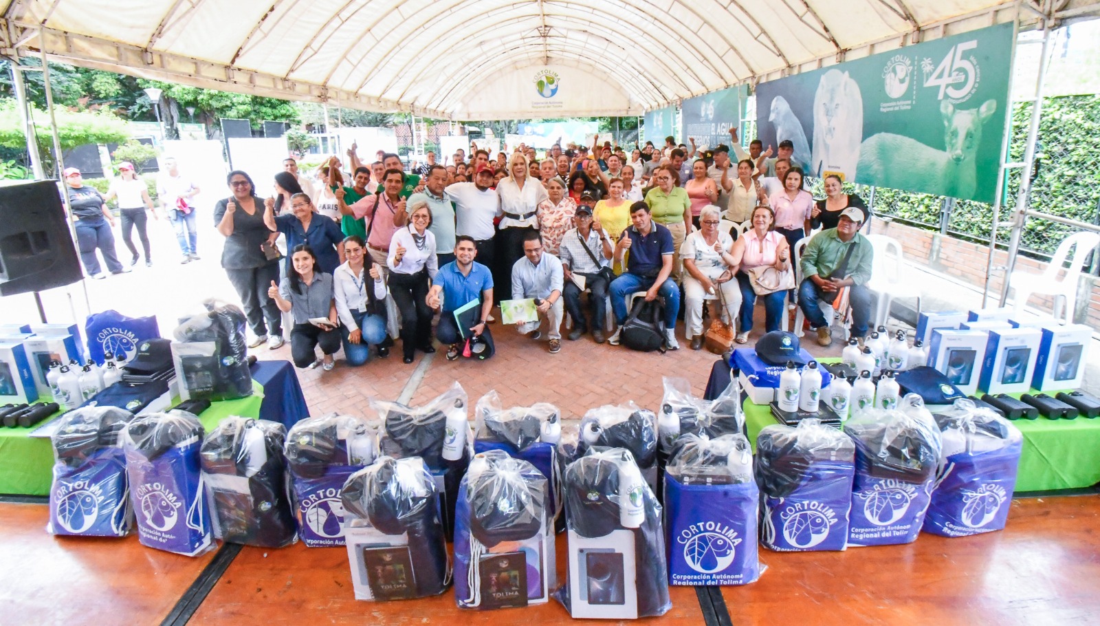 Cortolima dotó a 66 organizaciones ambientales del Tolima con kits tecnológicos y ecológicos 1