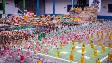 Destruyen más de 33.000 unidades de licor adulterado y cigarrillos de contrabando en Tolima 5