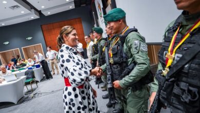 Gobernadora Adriana Matiz condecora a policías que capturaron al peligroso alias ‘Víctor Chalá’ 10