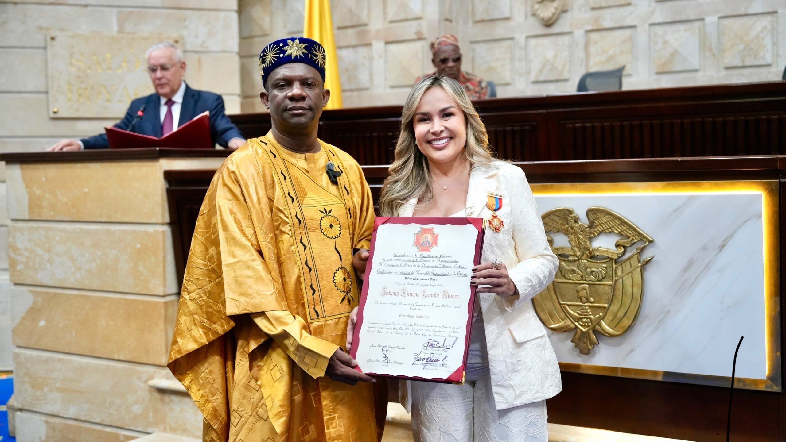 Alcaldesa Aranda recibe Orden Simón Bolívar, máxima distinción de la Cámara de Representantes 1