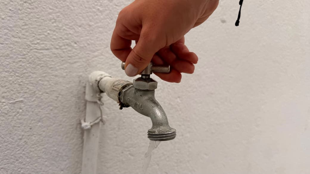 La ola de calor reduce las fuentes hídricas de Ibagué: el llamado urgente para evitar el desperdicio 1