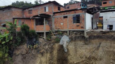 Cajamarca en alerta: deslizamiento amenaza la vía nacional y deja a varias familias al borde de la tragedia 2