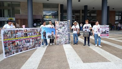 “Solo faltó que nos sacaran a escobazos”: el drama de las familias que buscan a sus hijos en Rusia 2