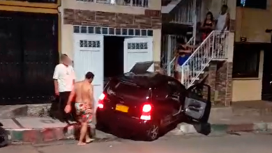 ¡De milagro no pasó a una tragedia! Carro a toda velocidad se estrelló contra una casa en El Topacio 2