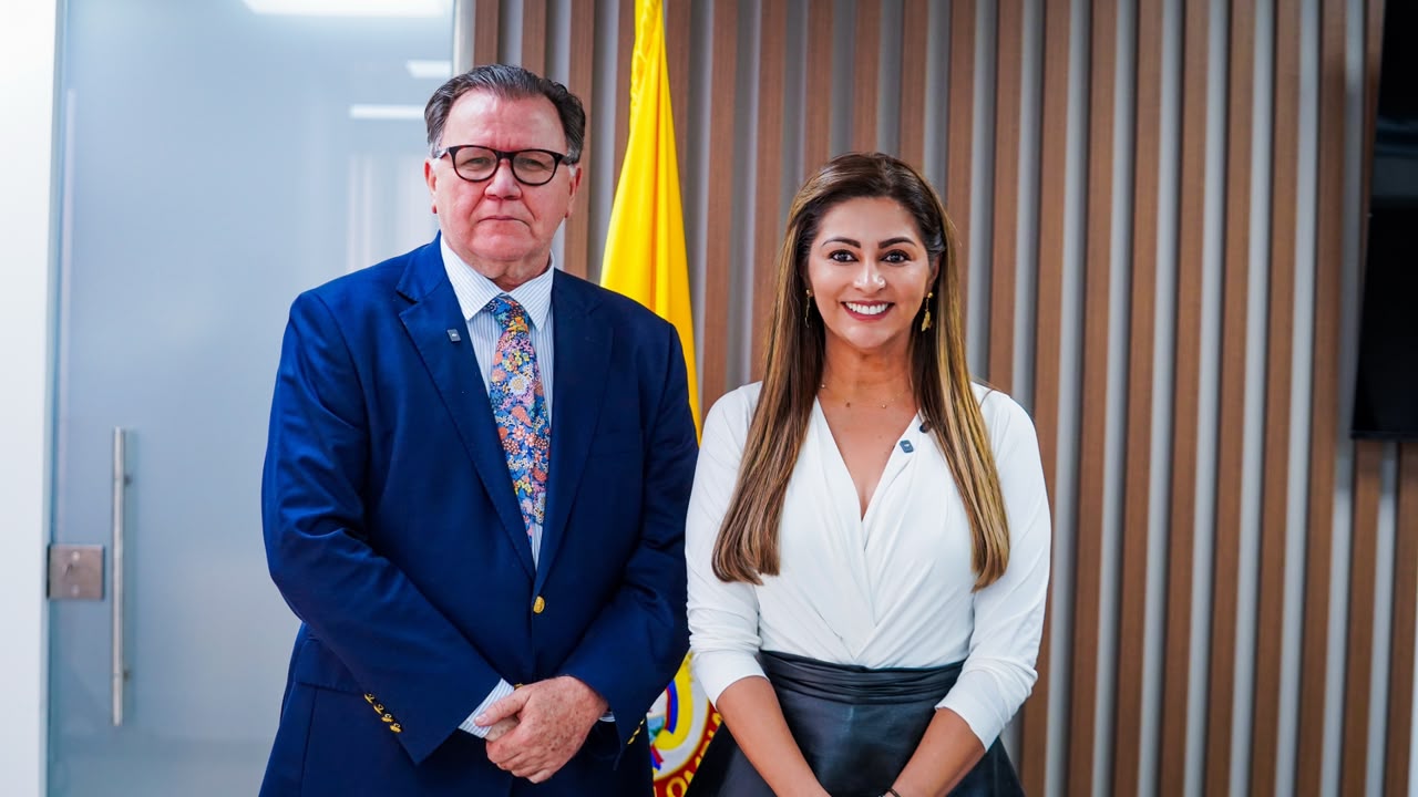 “Hemos encontrado el respaldo del Gobierno Nacional”. Así se apoyará a las familias productoras afectadas por los incendios forestales en el Tolima 1