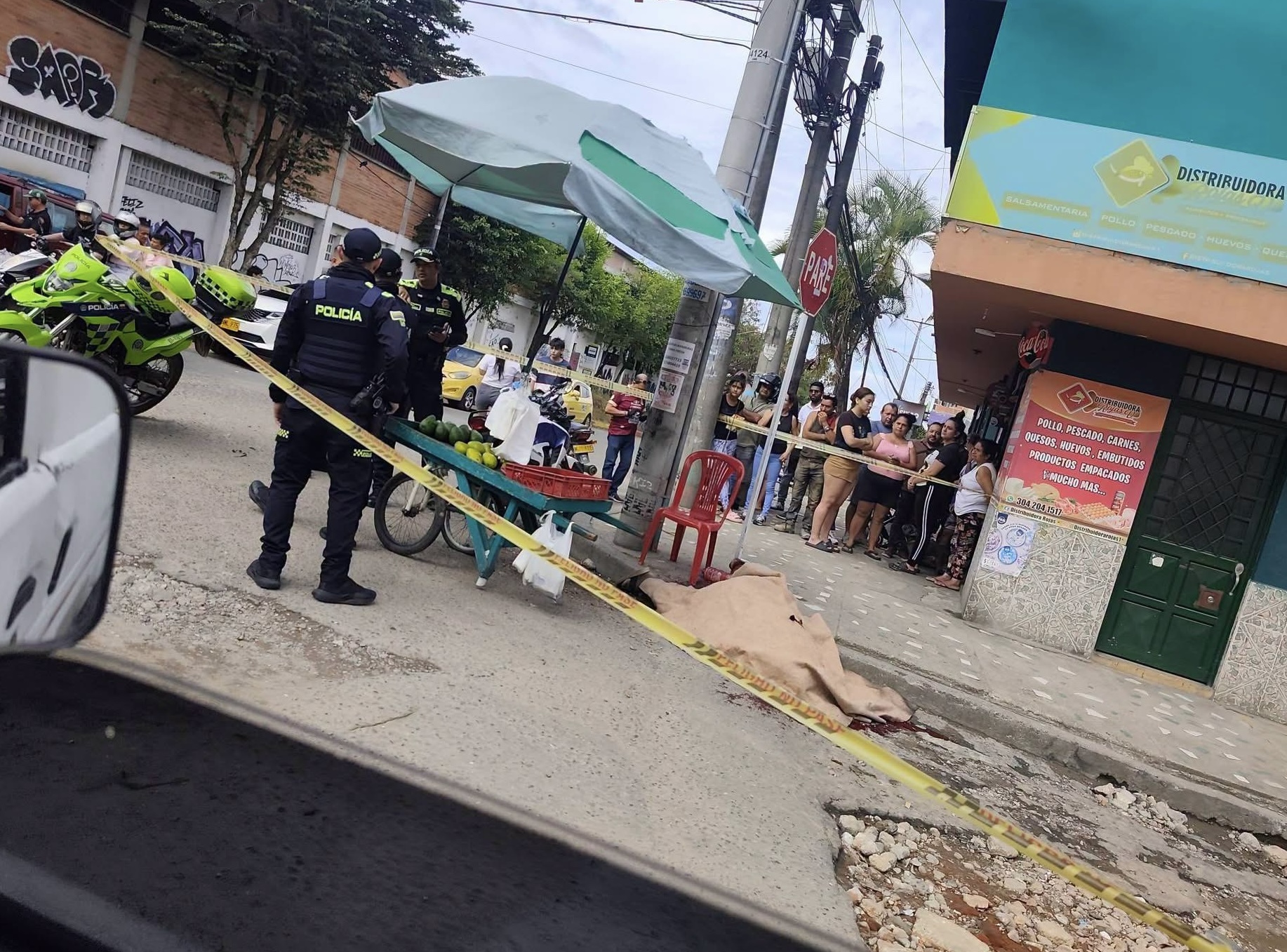 Consternación por el asesinato de “El Gordo”, popular vendedor de aguacates en Tulio Varón 1