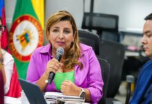 “Los cargos no hacen a las personas, las personas hacen los cargos”: Luz Nelly Arbeláez ratifica su compromiso social en el Tolima 13