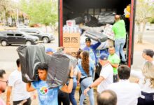 ¡Ibagué se vuelca con las víctimas del terremoto! Primer vuelo con ayudas humanitarias llegó a Pereira 17