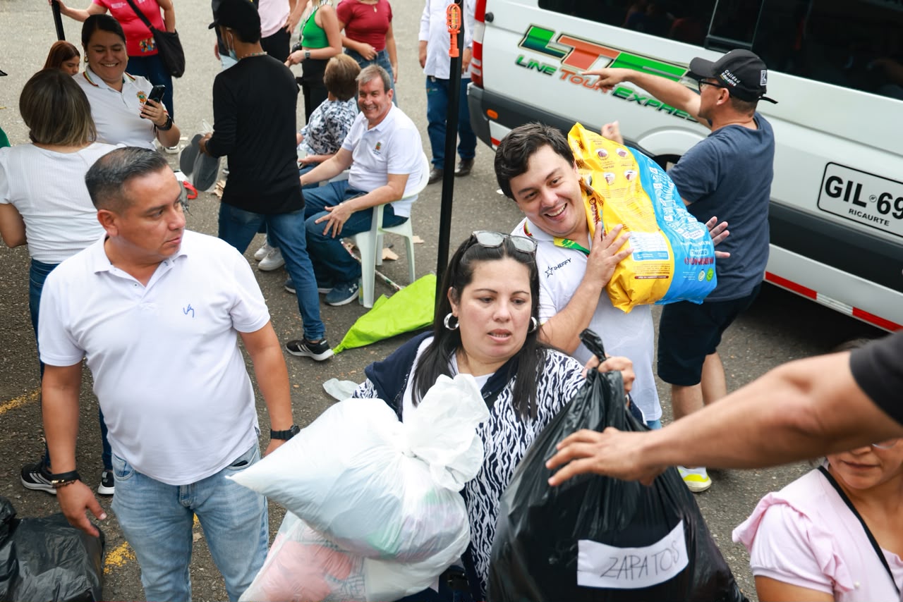 Solidaridad sin fronteras: más de 120 toneladas de ayudas humanitarias enviadas desde Ibagué 7
