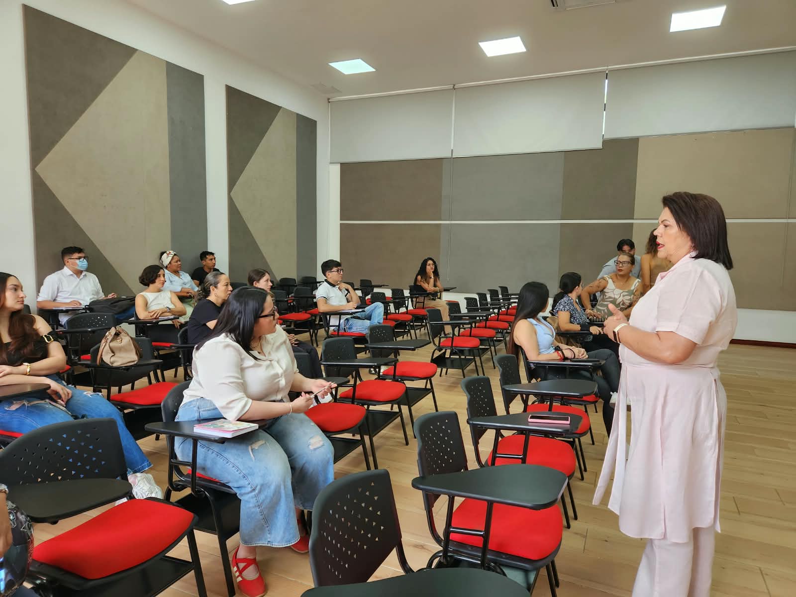 Ciencia con rostro joven: 25 investigadores llegan a la Universidad del Tolima y llevarán sus conocimientos a las escuelas 2