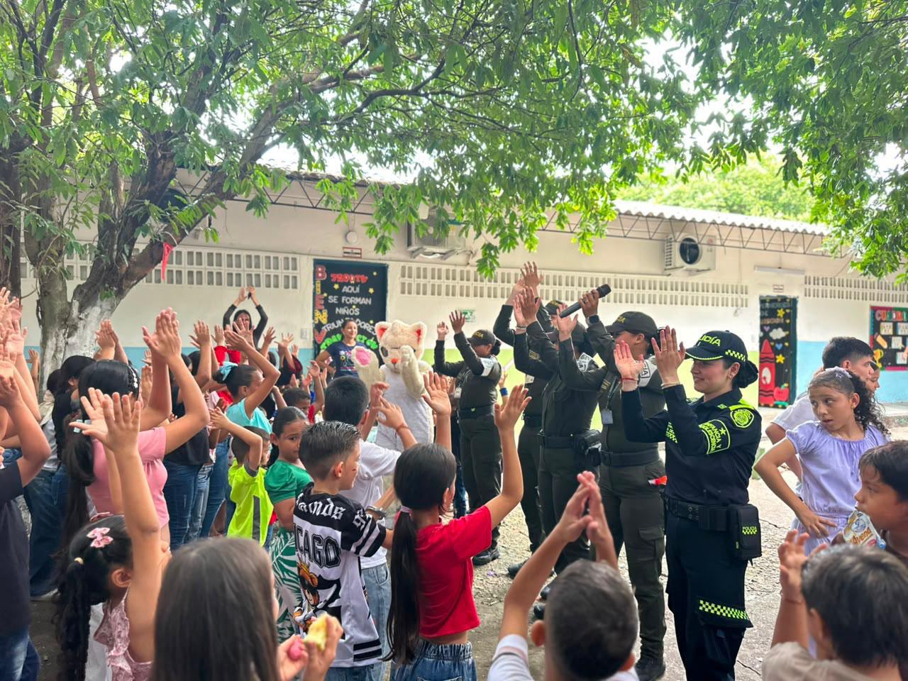 1.740 policías velarán por la seguridad durante el Día Dulce en Ibagué 1