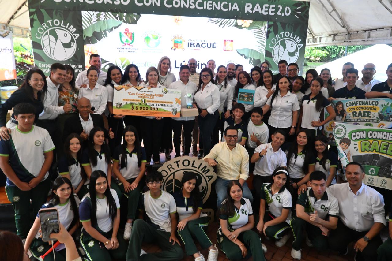 Colegio de Comfenalco Tolima es número uno en concurso ambiental RAEE 1